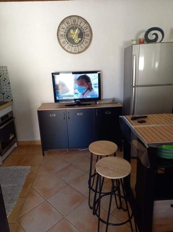 Peymeinade Studio Climatise Dans Villa Calme A 15Km De Cannes מראה חיצוני תמונה